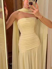 Lumalex Gaun Chiffon Musim Panas Elegan Warna Kuning Muda, Gaun Formal untuk Prom, Pernikahan, Pengiring Pengantin, Model Ekor Ikan, Leher Halter (Payet yang Dapat Dilepas), Bagian Dada Berkerut, Jaring Transparan - Kuning - View 2