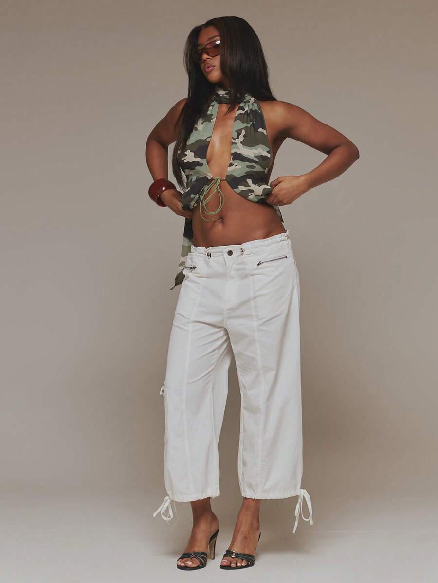 MUSERA White Low Rise Zip Detail Cargo Capri Pants - White - View 1