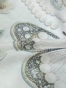 SHEIN LUNE 女款U領蝴蝶珍珠印花休閒背心，夏季圖案T恤，女上衣，適合女性聚會、約會、通勤上班、畢業季、返校、畢業典禮、教師節、度假季、感恩節、開學季、日短袖T恤，日常穿著 - 白色 - 查看 8