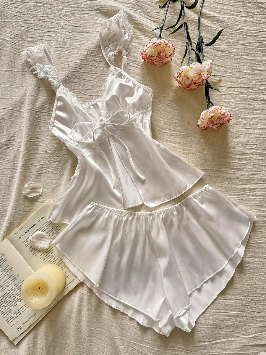 Snug Reverie 2件套优雅法式蕾丝、缎面、舒适女士睡衣套装 - 白色 - 查看 1