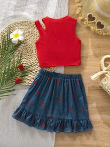Emery Rose Kids Emery Rose Kids 女童純色圓領鏤空設計背心上衣與草莓圖案荷葉邊裙擺套裝 - 紅色 - 查看 8
