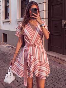 SHEIN PariChic 時尚簡約條紋女款短袖荷葉邊下擺洋裝 - 紅色 - 查看 6