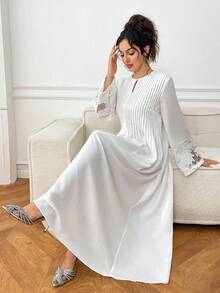 Yasmyna Camicia lunga tradizionale da donna con patchwork in pizzo e pieghe - Bianco - Visualizzare 4