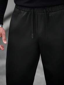 Manfinity CasualCool 男士純色抽繩腰休閒百搭日常旅行長褲 - 黑色 - 查看 5