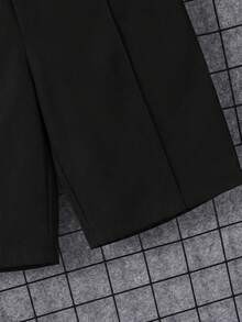 SHEIN 青少年男童休闲V领短袖衬衫短裤套装，舒适时尚，百搭柔软面料，适合日常穿着、上学、郊游、音乐节、假期、派对、夏季海滩度假、夏日氛围、各种节日活动。 - 杏色 - 查看 7