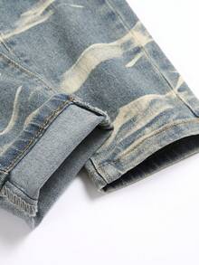 Manfinity Roughcore Men's Fashion Versatile Pocket Button Distressed Denim Jeans - Light Wash - View 6