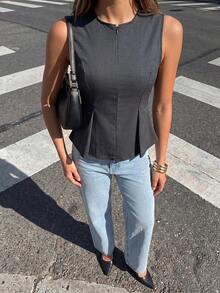 Avantive Women's Solid Color Zipper Front Pleated Tank Top For Daily Wear And Vacation - Dark Grey - View 5