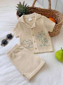 SHEIN Conjunto de 2 piezas/Set Camisa de punto casual de verano para vacaciones & Shorts de punto para bebé niño, Conjunto de camisa, Conjunto de ropa para bebé, Conjunto de verano, Conjunto de vacaciones - Multicolor - Ver 2