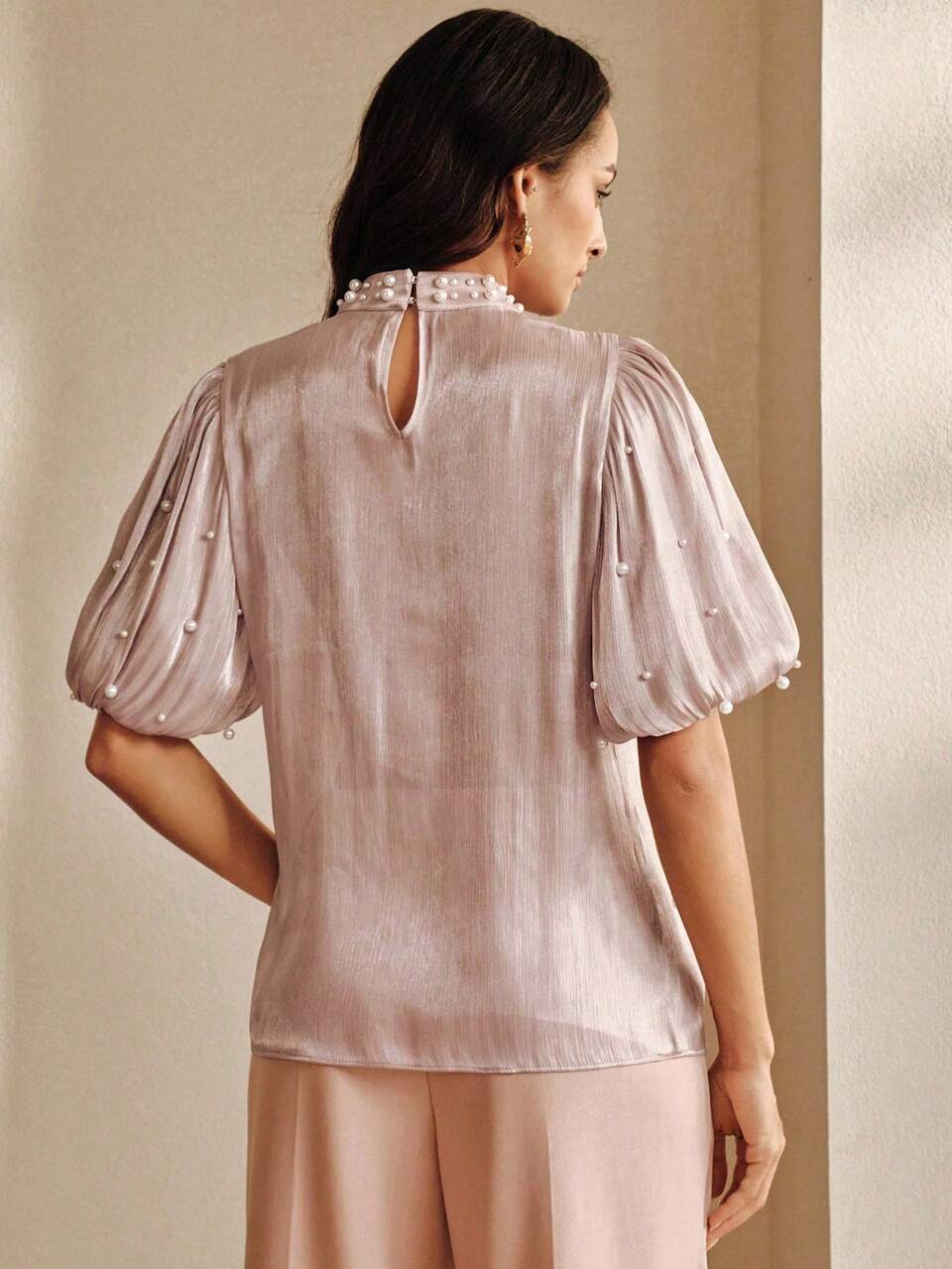 Anewsta Women's Summer Tops Fashionable Elegant Wedding Commute Daily Wear Romantic Luxury Glossy Heavy Pearl Beaded Puff Sleeve Stand Collar Shirt