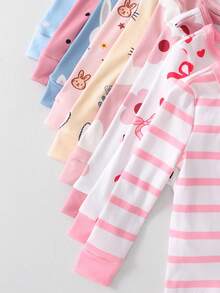 SHEIN [9 Sets Aleatorios, 2 Sets Enviados] Conjunto de Pijama Ajustado para Bebé Niña, Manga Larga Pantalón Largo, Estampado de Conejo Corazón Lazo Lunares Rayas Flores Dibujos Animados, Todas las Estaciones, Uso en Casa o Juego al Aire Libre, Suave y Amigable con la Piel Ajuste Ceñido - Multicolor - Ver 4