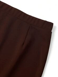 SHEIN Clasi 女款法式蕾絲拼接不對稱下擺T恤與純色裙子套裝 - 棕色 - 查看 5