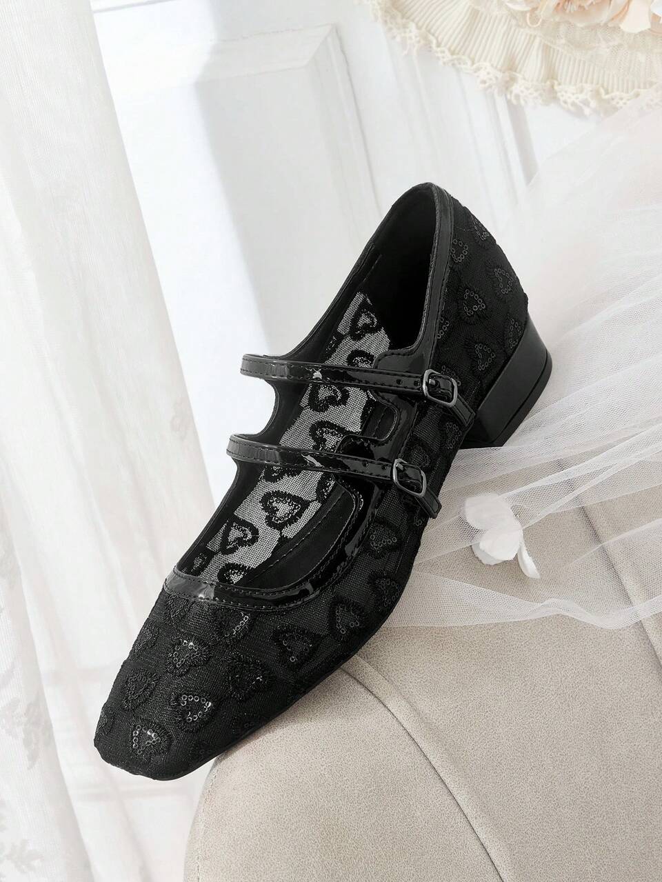 CUCCOO HITCHD Women's Love Sequined Mesh Buckle Design Daily Travel Versatile Fashion Flat Shoes