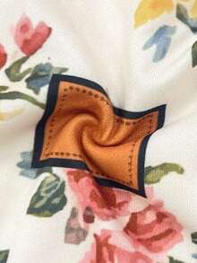 Resyla 女士仿牛仔拼接花卉印花休闲百搭高领短袖T恤，送她的礼物/节日礼物 - 彩色 - 查看 3