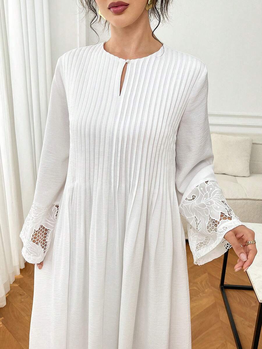 Yasmyna Camicia lunga tradizionale da donna con patchwork in pizzo e pieghe - Bianco - Visualizzare 1