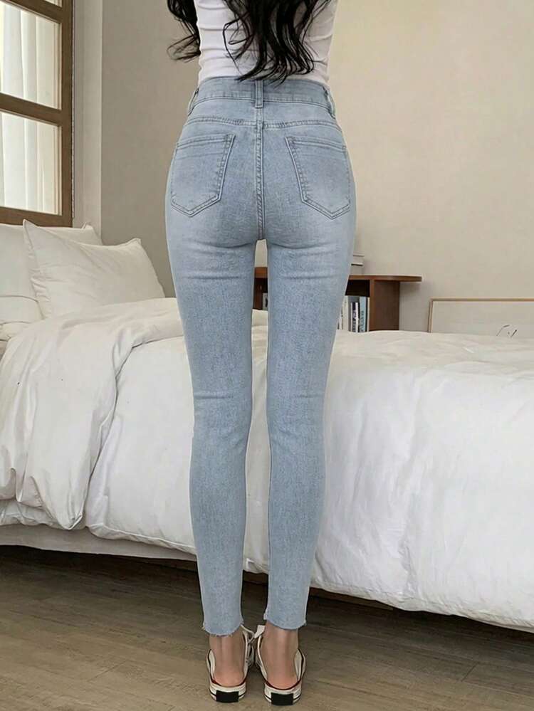 DAZY 女性スキニージーンズ ウォッシュ加工済み | SHEIN JAPAN