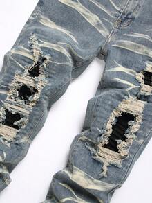 Manfinity Roughcore Men's Fashion Versatile Pocket Button Distressed Denim Jeans - Light Wash - View 4