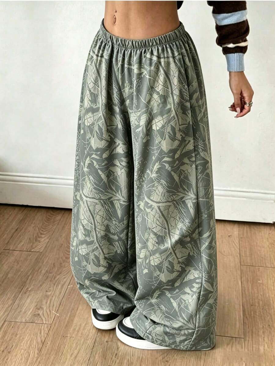 SHEIN Pantalones de chándal casuales de pierna ancha con cordón en el bajo para adolescentes - Verde militar - Ver 1