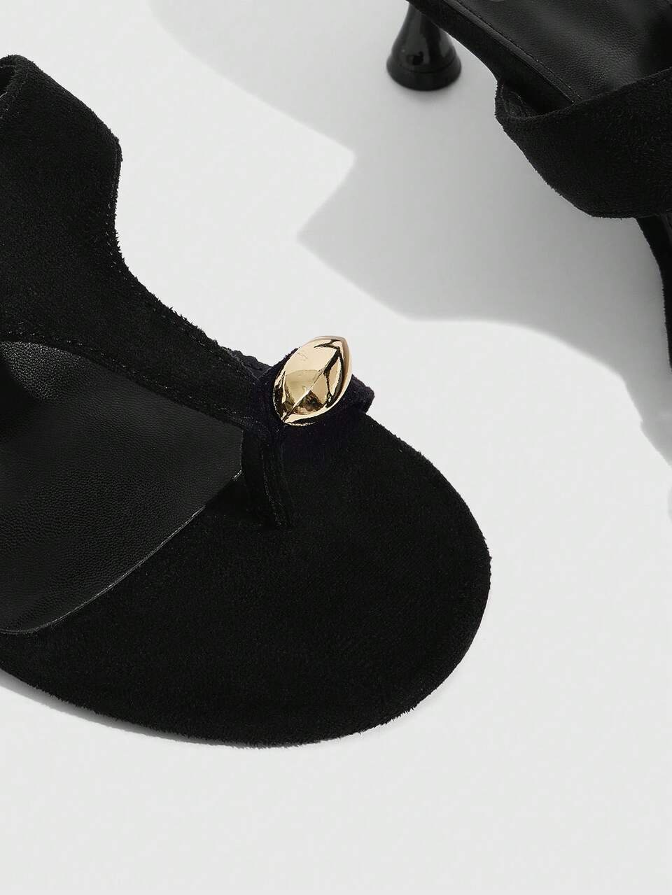CUCCOO SZL Black Suede Metal Buckle Toe Wine Glass And Sandals, Party Date High Heels