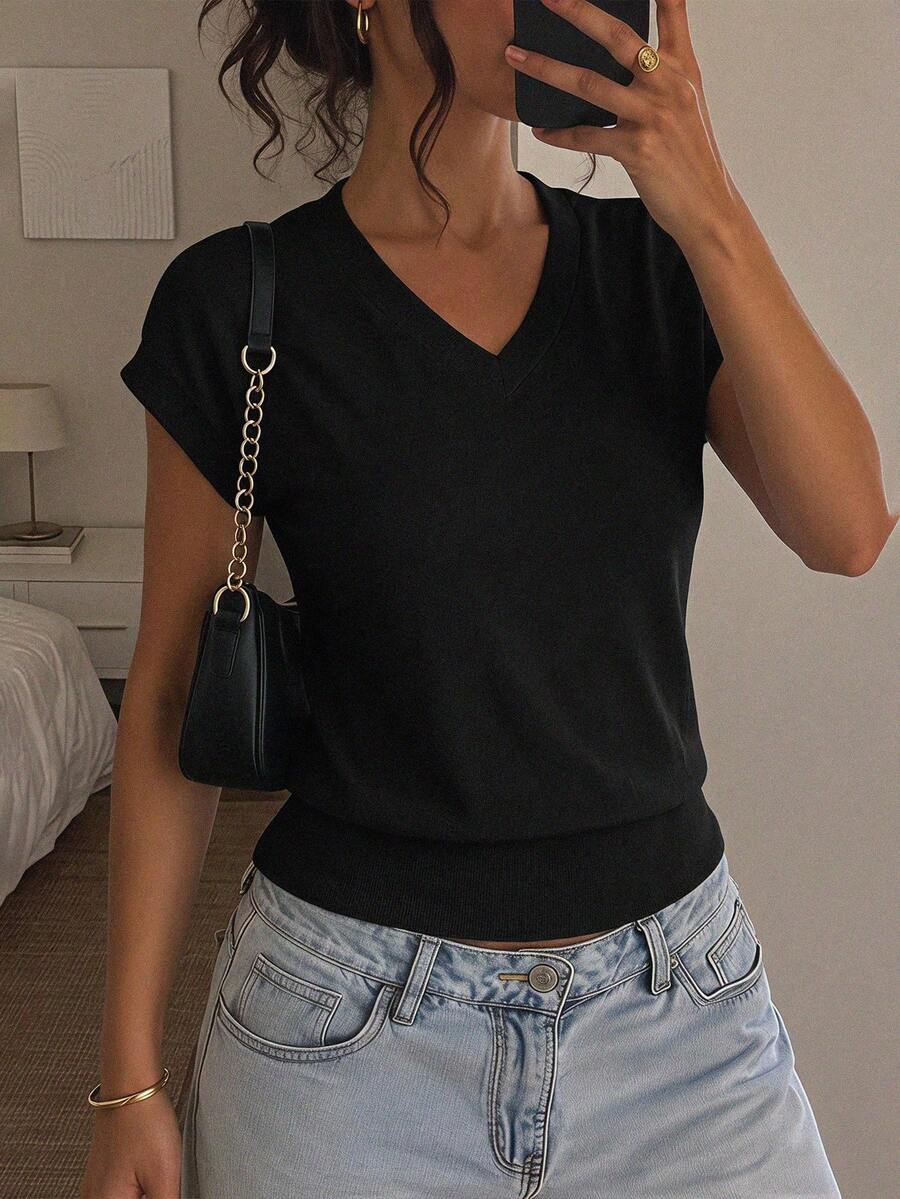 SHEIN PETITE Women's Solid Color V-Neck Short Sleeve Casual Versatile T-Shirt,Petite Women City Break Black Summer - Black - View 1