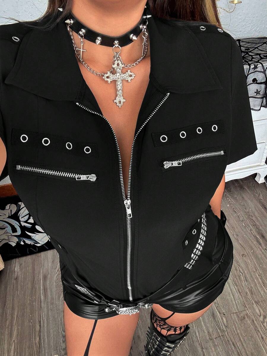 Whyspr Plus Size Dark Gothic Short Sleeve Slim Fit Cropped Shirt - Black - View 1
