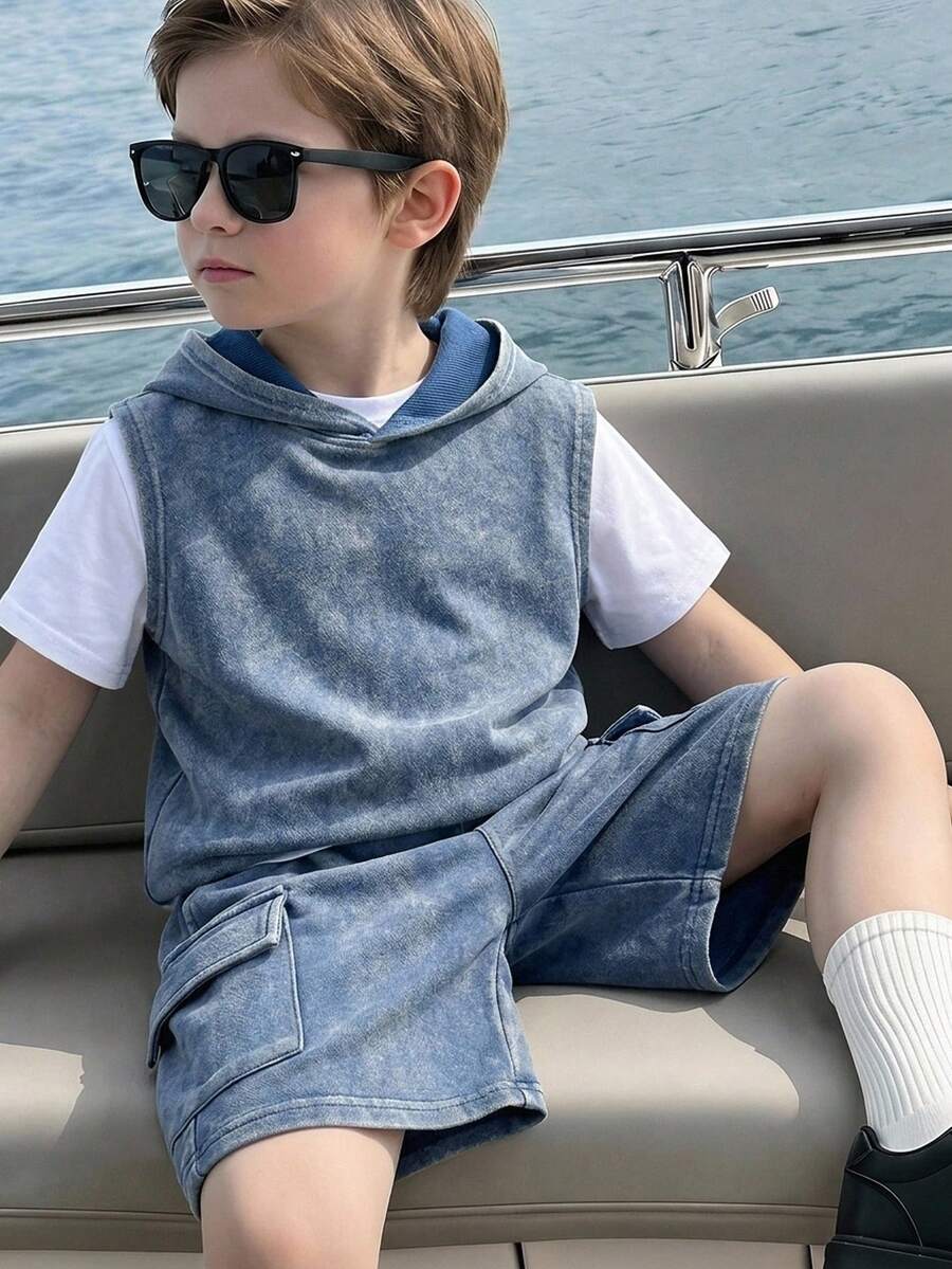 SHEIN Young Boy' New Casual Minimalist College Style Vacation Striped Shirt & Shorts 2-Piece Set, Suitable For Summer, Street Style, Daily Wear, Outings, Vacation, Spring & Summer Fashion, Summer Outfits Easy Comfort, Layers For Kids, Stylish Kids, Casual Wear, Kids' Sports College Digital Graphic T-Shirts, Back To School, Spring & Summer Clothes, Homecoming