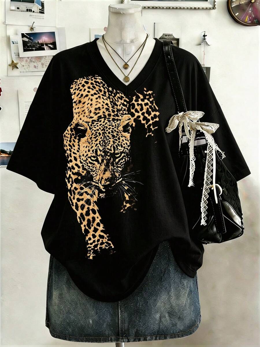 Lalippa 女款豹紋V領T恤,街頭風酷感寬鬆版型 - 彩色 - 查看 1