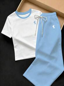 SHEIN EZwear 2件組刺繡圓領短袖上衣與條紋印花長褲，休閒風 - 淺藍色 - 查看 3