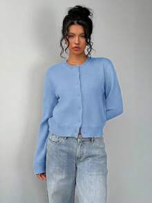 SHEIN Tall CURVE 大尺碼女款休閒純色圓領長袖寬鬆短版開襟針織衫 - 淺藍色 - 查看 7