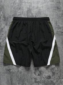 Manfinity EMRG 男士休閒抽繩腰條紋拼接配色短褲 - 軍綠色 - 查看 2