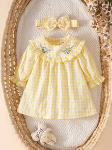 SHEIN Neugeborenes Baby Mädchen A-Linien Kleid, Rundhalsausschnitt mit Rüschensaum, gelb & weiß kariertes Blumenstickerei, weiche Baumwollmischung, geeignet für Frühling/Herbst Outdoor & Fotoshooting - Gelb - Übersicht 3