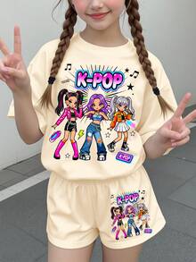 女童休閒 K-Pop Superstars 卡通女團印花奶油白短袖 T 恤與短褲兩件套，適合夏季 - 彩色 - 查看 2