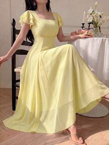 Modelyn Vestido de diseñador para mujer con cuello cuadrado, abertura y triángulo de largo medio - Amarillo claro - Ver 6