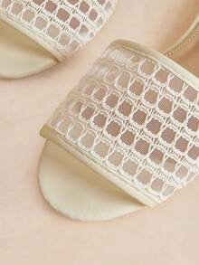 Rosivie Women's Gold Mesh Hollowed-Out Sandals, Open-Toed Flat-Soled Roman Shoes, Essential Beach Flats In Summer, Versatile For Commuting - Beige - View 4