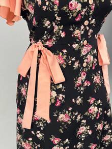 Sweetra Plus Size Spring/Summer Floral Patchwork Tie-Up Elegant Vacation Dress - Black - View 3