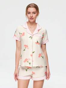 Bonmuse Conjunto de pijama con estampado floral de verano, top de manga corta con solapa y botones elegante y suave, y shorts, conjunto de ropa de dormir y de estar por casa de 2 piezas para mujer - Multicolor - Ver 3