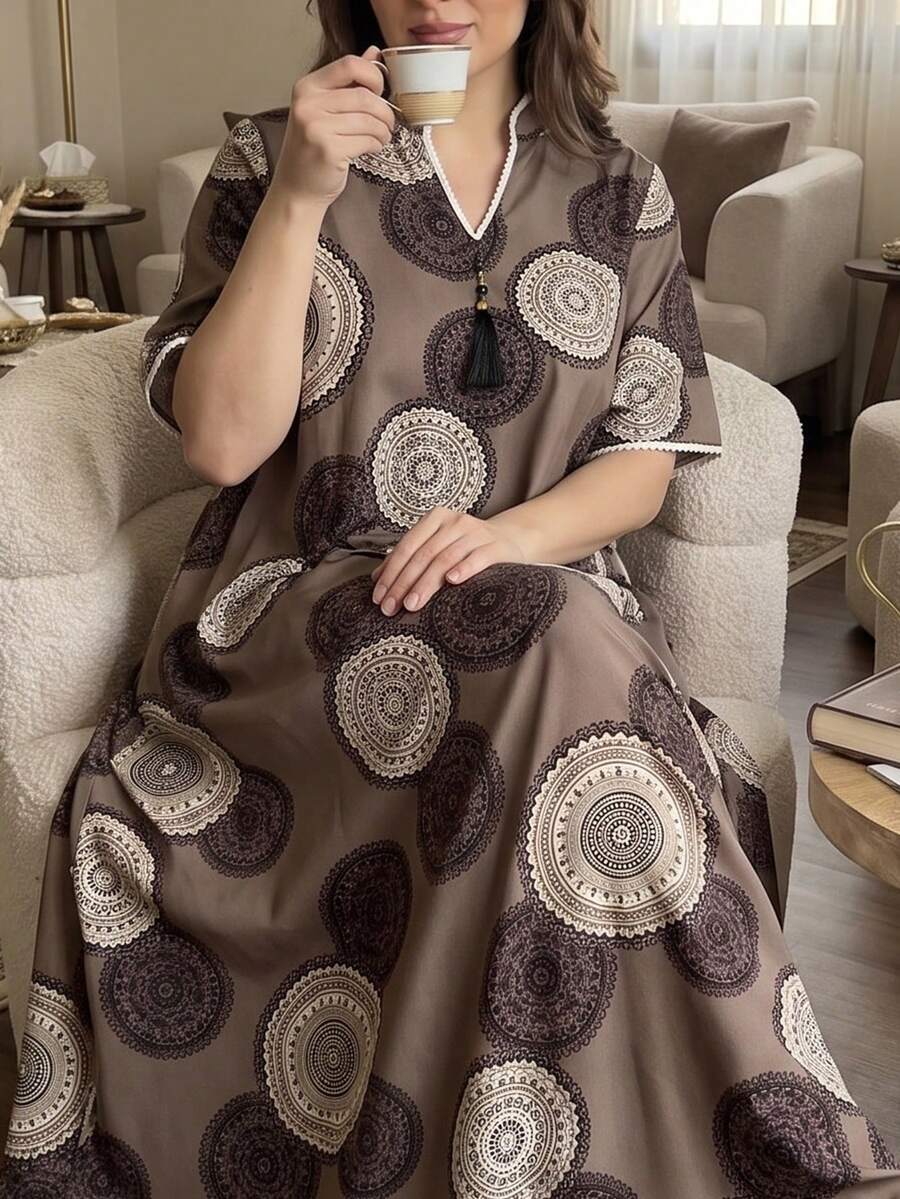 Al Najma Tunik Panjang Tradisional Arab Wanita Ukuran Besar Motif Cokelat Musim Panas, Patchwork, Renda, Rumbai, dan Hiasan. - Coklat - View 1