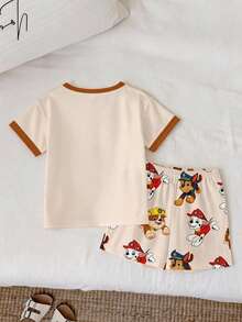 SHEIN | PAW Patrol 兒童小男孩休閒簡約風，柔軟舒適，經典可愛卡通圖案印花，可愛居家寬鬆休閒T恤與短褲兩件套 - 彩色 - 查看 2