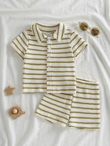 SHEIN Vintaside Kids 嬰兒中性套裝 紋理短袖上衣與短褲套裝 夏季休閒沙灘穿著 - 彩色 - 查看 1