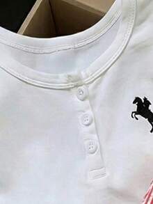 SHEIN Elladie kids 2件/套基礎休閒慵懶純色套裝，馬匹印花，不對稱下擺，側面抓皺設計，圓領短袖T恤，搭配黃色條紋紋理布料直筒褲，適合日常/戶外多種場合，春/夏/四季，幼女套裝，兒童日常舒適夏季穿搭，女童套裝 - 彩色 - 查看 5