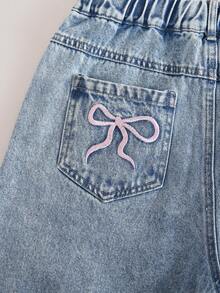 SHEIN Girls' Denim Jeans Y2K Style, Light Blue Vintage Wash, Featuring Bow Embroidery On The Back Pockets; Stylish And Versatile. - Light Wash - View 6