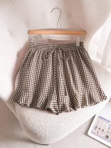 CosyJoli Shorts casuales de talla grande con estampado de cuadros rojos y dobladillo con volantes en línea A - Multicolor - Ver 2
