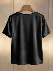 SHEIN 纯色V领缎面珍珠纽扣修身优雅短袖女式衬衫 - 黑色 - 查看 2