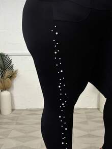 Hourglow Celana Panjang Slim Fit Ukuran Plus dengan Garis Samping Hitam dan Mutiara Putih, untuk Bentuk Tubuh Jam Pasir - Hitam - View 3