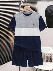 SHEIN 兒童 2 件組大童男孩休閒拼色圓領短袖上衣與短褲套裝 海軍藍 適合學校返校季夏季 - 藍色 - 查看 3