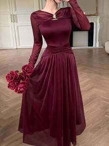 Modelyn Elegant Women's Banquet Dress With Design-Driven Solid Color Mesh, Metal Buckle Decoration, Pleated Slimming Long Sleeve And Flared Hem - Burgundy - View 2