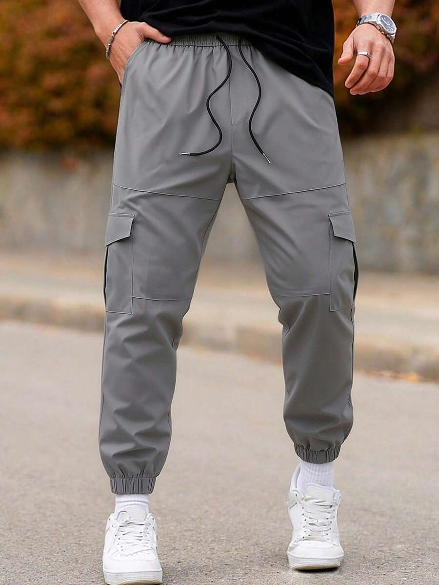 Manfinity Homme Celana Pria Abu-abu Kasual Gaya Jalanan dengan Lipit dan Saku, Desain Belahan, Musim Semi/Panas - Grey - View 1