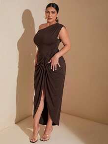 SHEIN BAE Plus Size Solid Color Elegant Design Asymmetric Neckline Pleated Split Hem Dress - Chocolate Brown - View 4