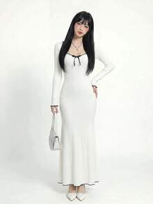 Sweetina Gaun Panjang Model Ekor Ikan Kasual Potongan Ramping dengan Blok Warna dan Hem Bergelombang - Putih - View 3