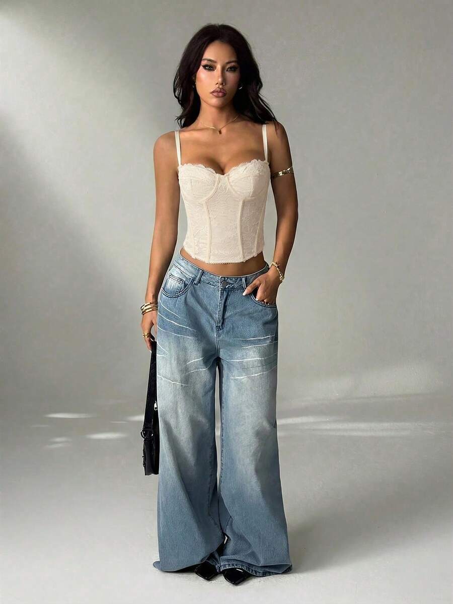 SHEIN PETITE 女款蕾絲透視細肩帶背心上衣,白色夏季性感派對夜用,可愛內衣式上衣,無肩帶束腰上衣,夜店上衣,內搭衫 - 杏色 - 查看 1