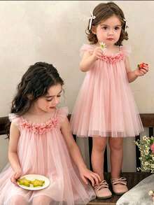 Glamorique Kids 粉紅色女嬰公主洋裝，波浪袖設計搭配3D花朵，柔軟薄紗高級女嬰正式禮服，適合嬰兒生日派對、週歲宴、家庭聚會、婚禮、高端親子活動、日常出遊拍照、夏季洋裝、畢業舞會禮服 - 粉色 - 查看 3